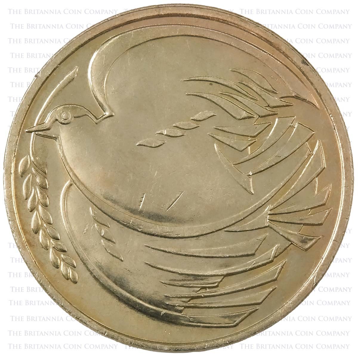This 1995 £2 was issued by The Royal Mint to mark fifty years since the end of the Second World War. John Mill's iconic design symbolises peace, showing a dove carryign an olive branch in its beak. Interestingly, this coin is only dated on its edge which 