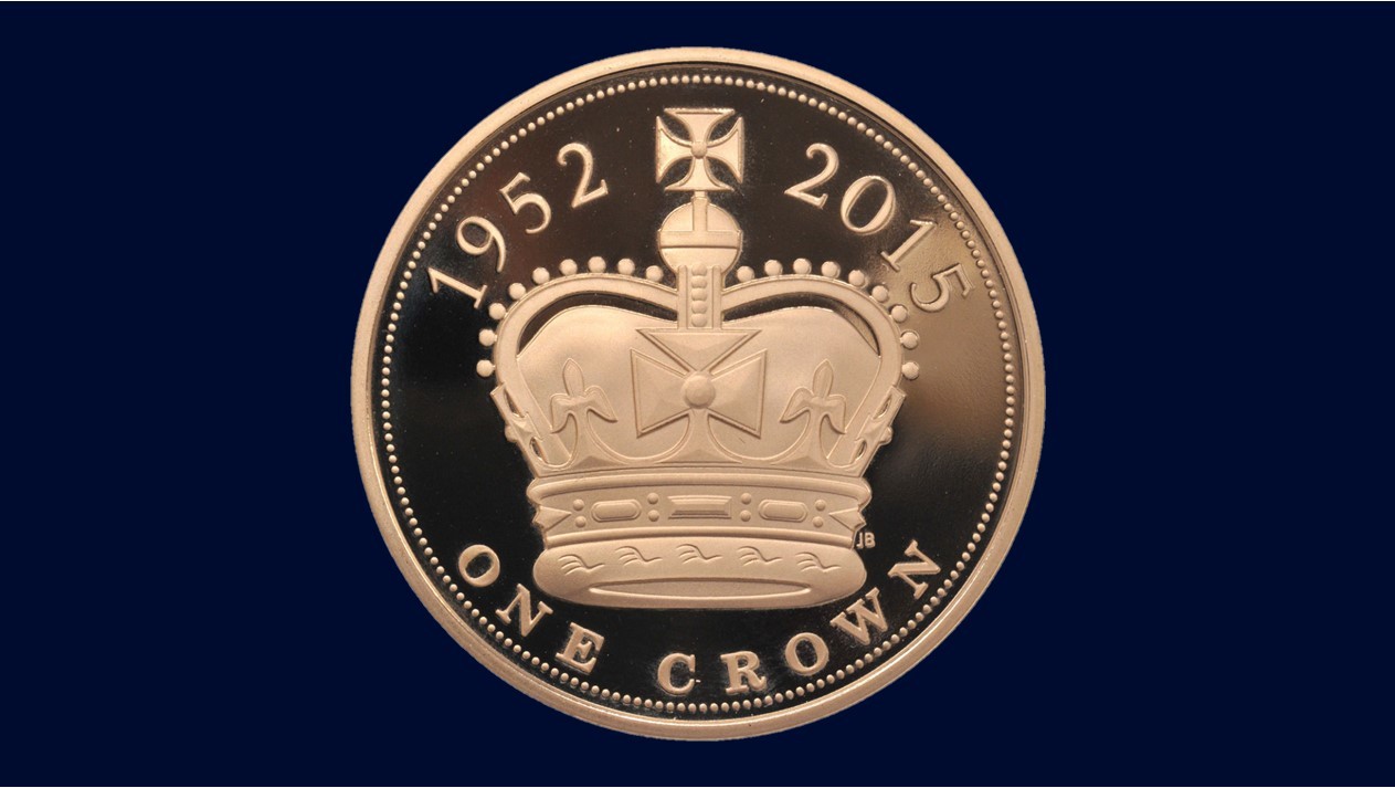 This 2015 Longest Reigning Monarch £5 Crown is one of several modern Crowns that commemorate royal events and milestones.