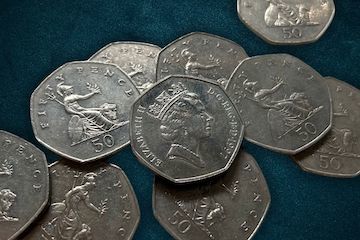 As 1997 was the year that the new, smaller 50p coin was introduced a large number were minted to replace the larger coins which were to be withdrawn.