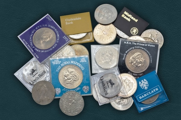 Crown Coins Elizabeth II Real Value 25p