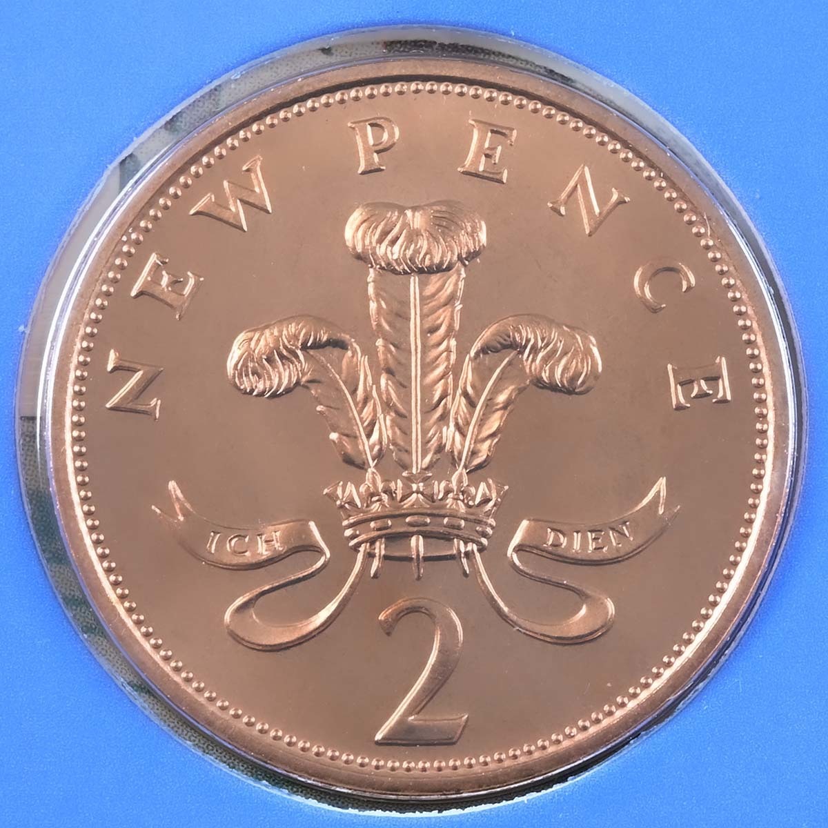 Close up of Two Pence piece in 1983 UK Martini Great British Coin Collection Set Uncirculated : Rare New Pence 2p.