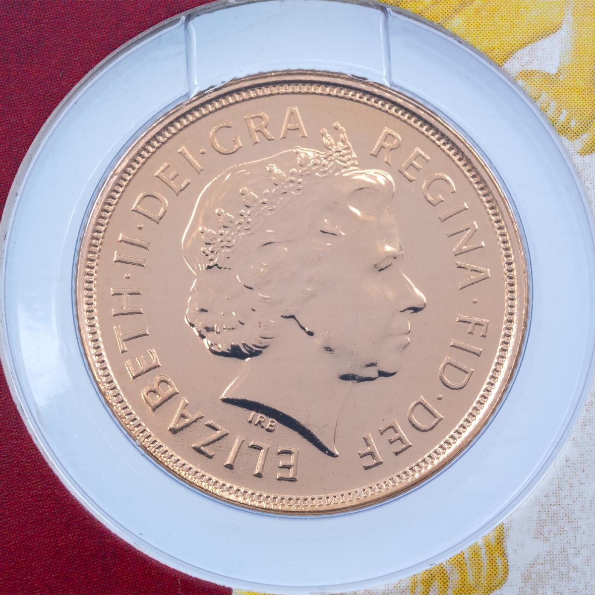 2006 Gold Full Sovereign Elizabeth II Bullion Coin Carded Obverse