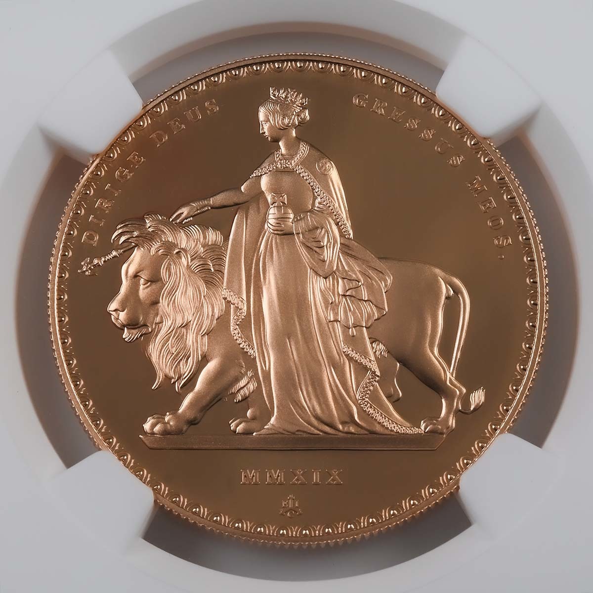 2019 St Helena Una and the Lion 5 Sovereign PF 70 Reverse