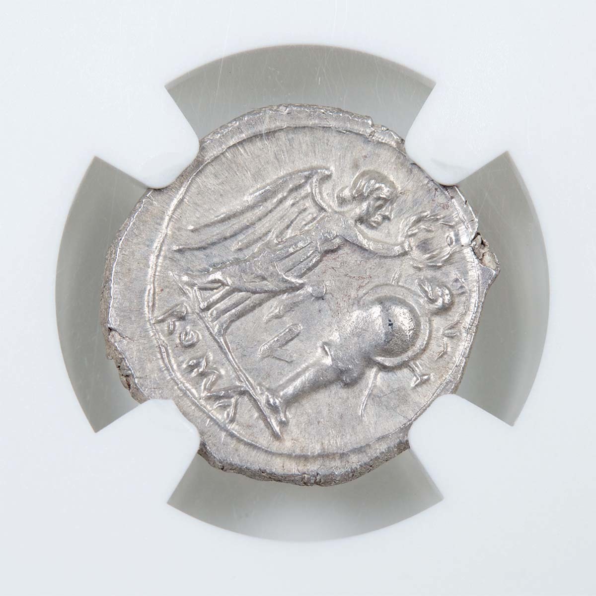 Luceria 211-208 BC Anonymous Silver Victoriatus Ch AU Reverse