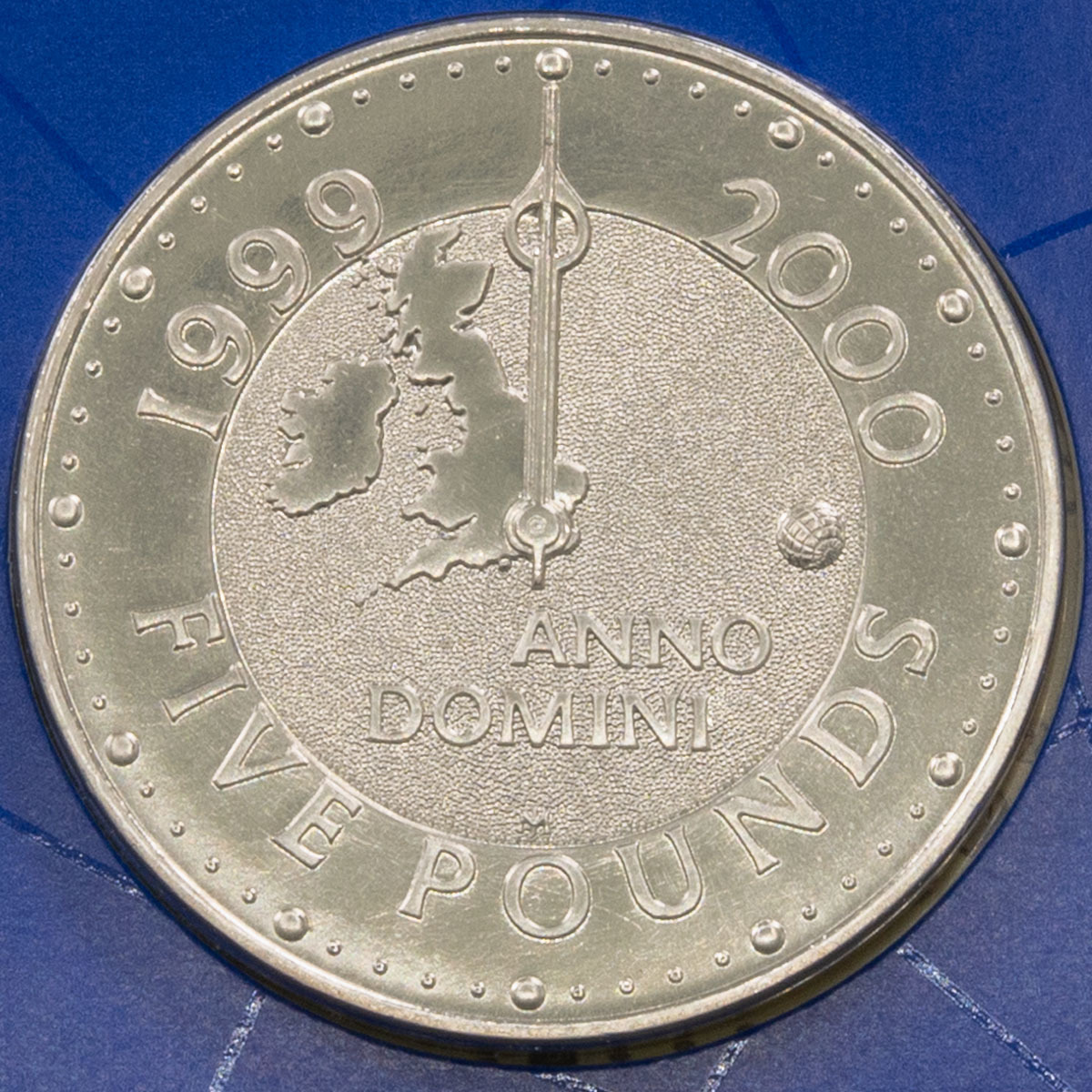 2000 Millennium Five Pound Crown Brilliant Uncirculated Coin In Folder Minted At The Dome Reverse