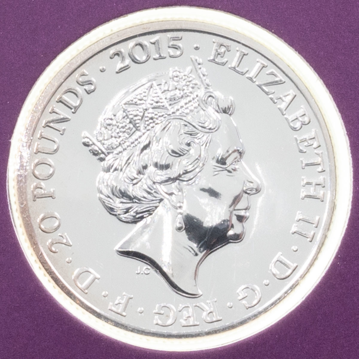 UK1520RM 2015 Longest Reigning Monarch Twenty Pound Silver Brilliant Uncirculated Coin In Folder Obverse