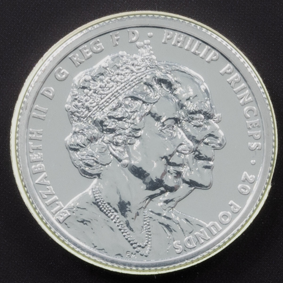 UK1720PW 2017 Platinum Wedding Queen Elizabeth II Prince Philip Duke Of Edinburgh Twenty Pound Brilliant Uncirculated Coin In Folder Obverse