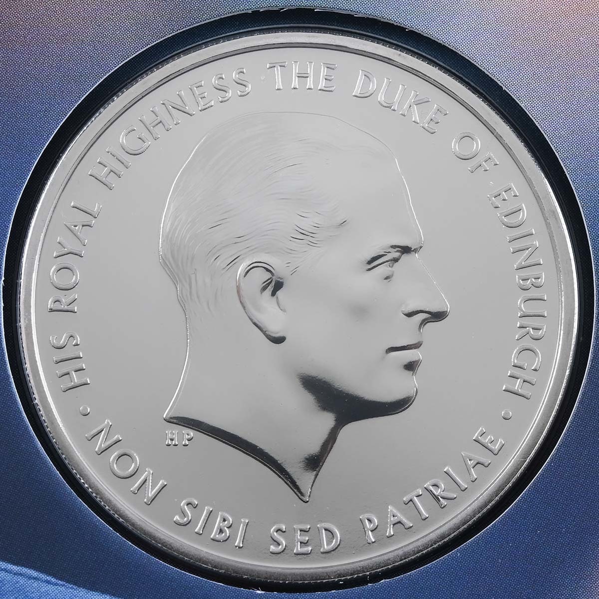 UK17PPBU 2017 Prince Philip Duke Of Edinburgh Life Of Service Five Pound Crown Brilliant Uncirculated Coin In Folder Reverse