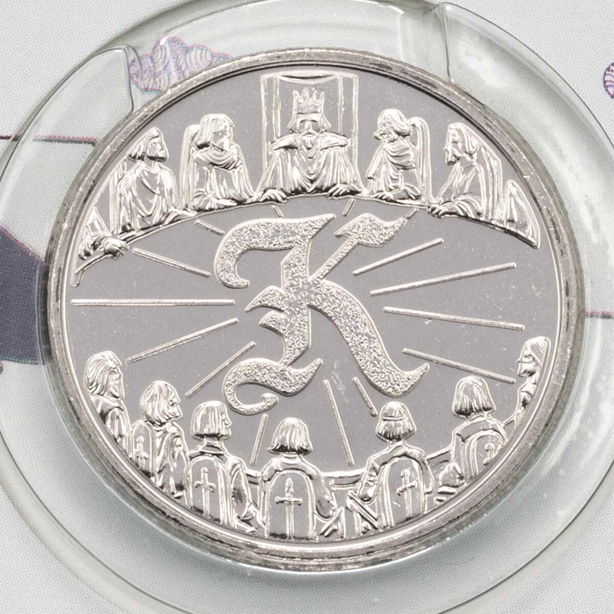 UK18KUNR 2018 K For King Arthur Ten Pence Great British Coin Hunt Coin reverse image