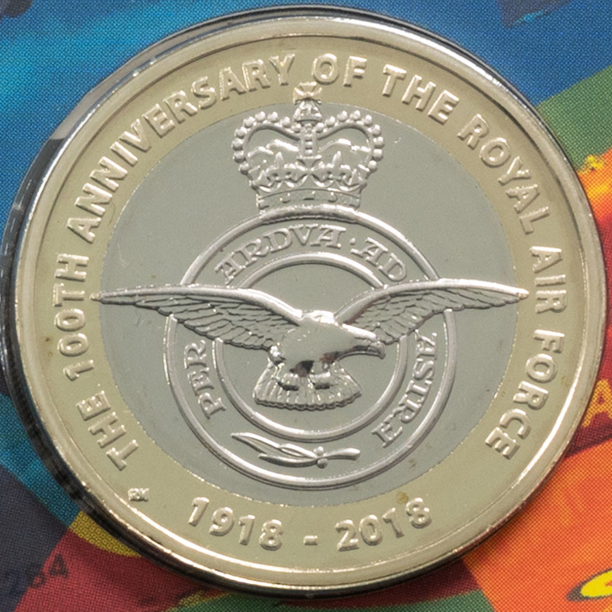 UK18RCBU 2018 RAF Royal Air Force Centenary Badge Crest Two Pound Brilliant Uncirculated Coin In Folder Reverse