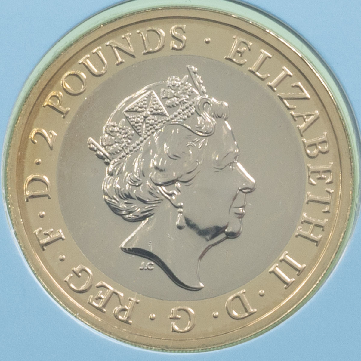 UK19WWBU 2019 260th Anniversary Of Wedgwood Two Pound Brilliant Uncirculated Coin In Folder Obverse