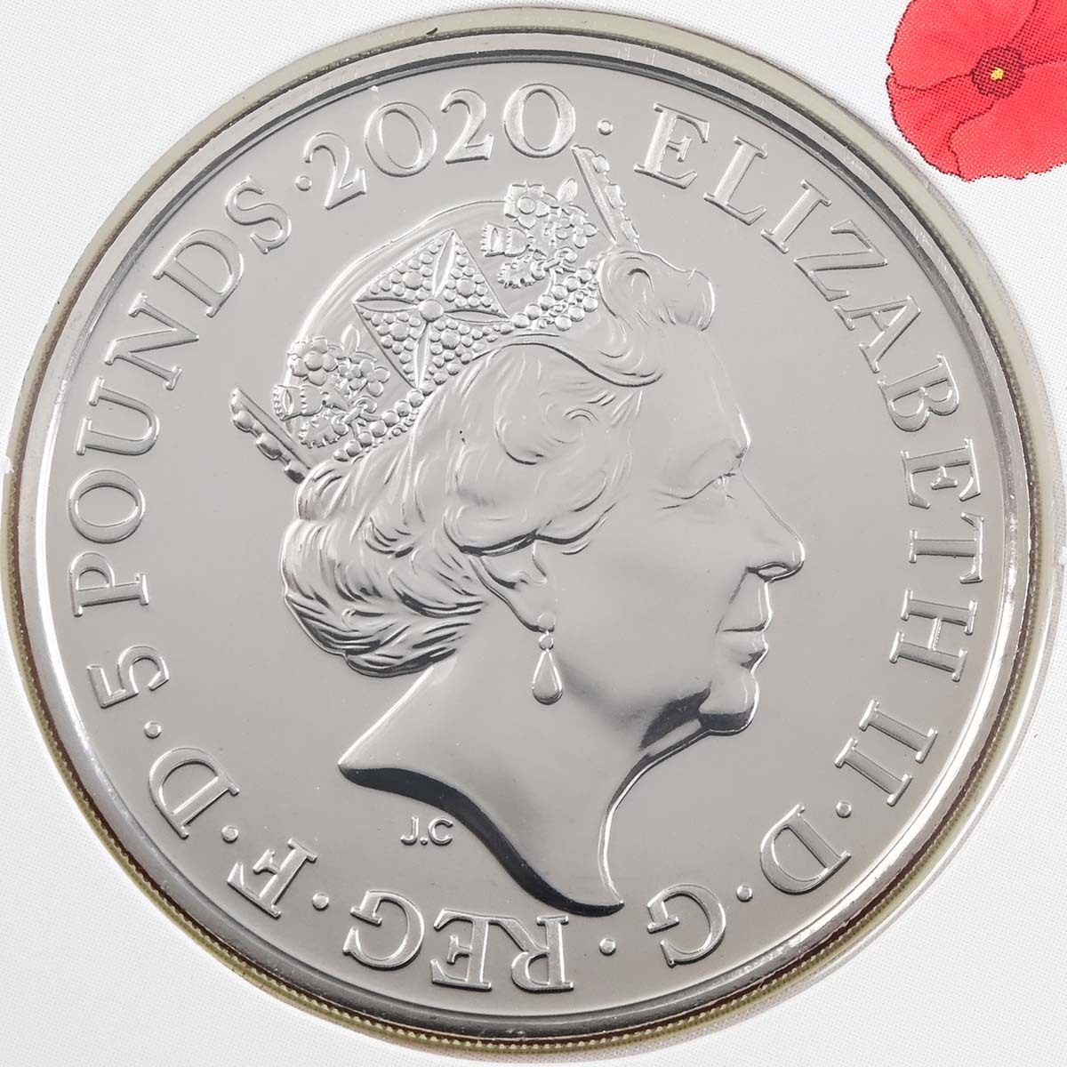 UK20RDBU 2020 Remembrance Day Five Pound Crown Brilliant Uncirculated Coin In Folder Obverse