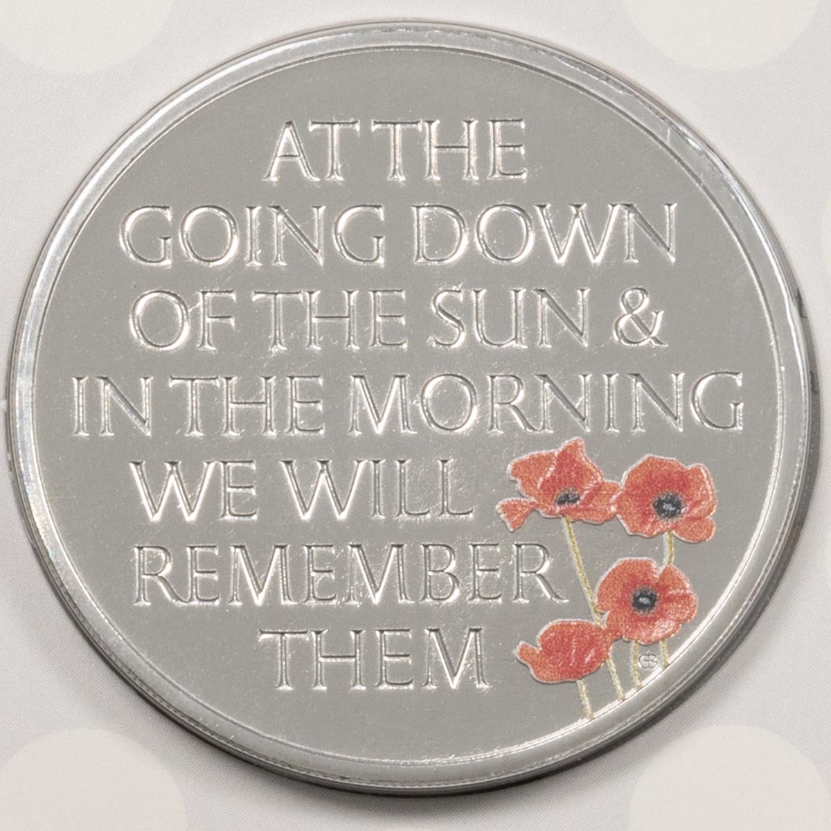 uk21rdbu-2021-remembrance-day-coloured-brilliant-uncirculated-five-pound-coin-in-folder-001-m