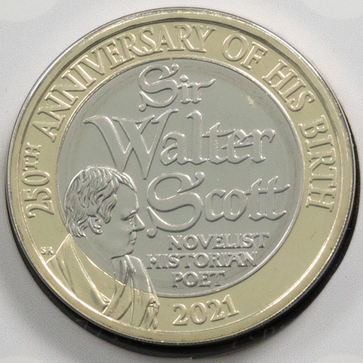 UK21WSBU 2021 Sir Walter Scott Two Pound Brilliant Uncirculated Coin In Folder Reverse