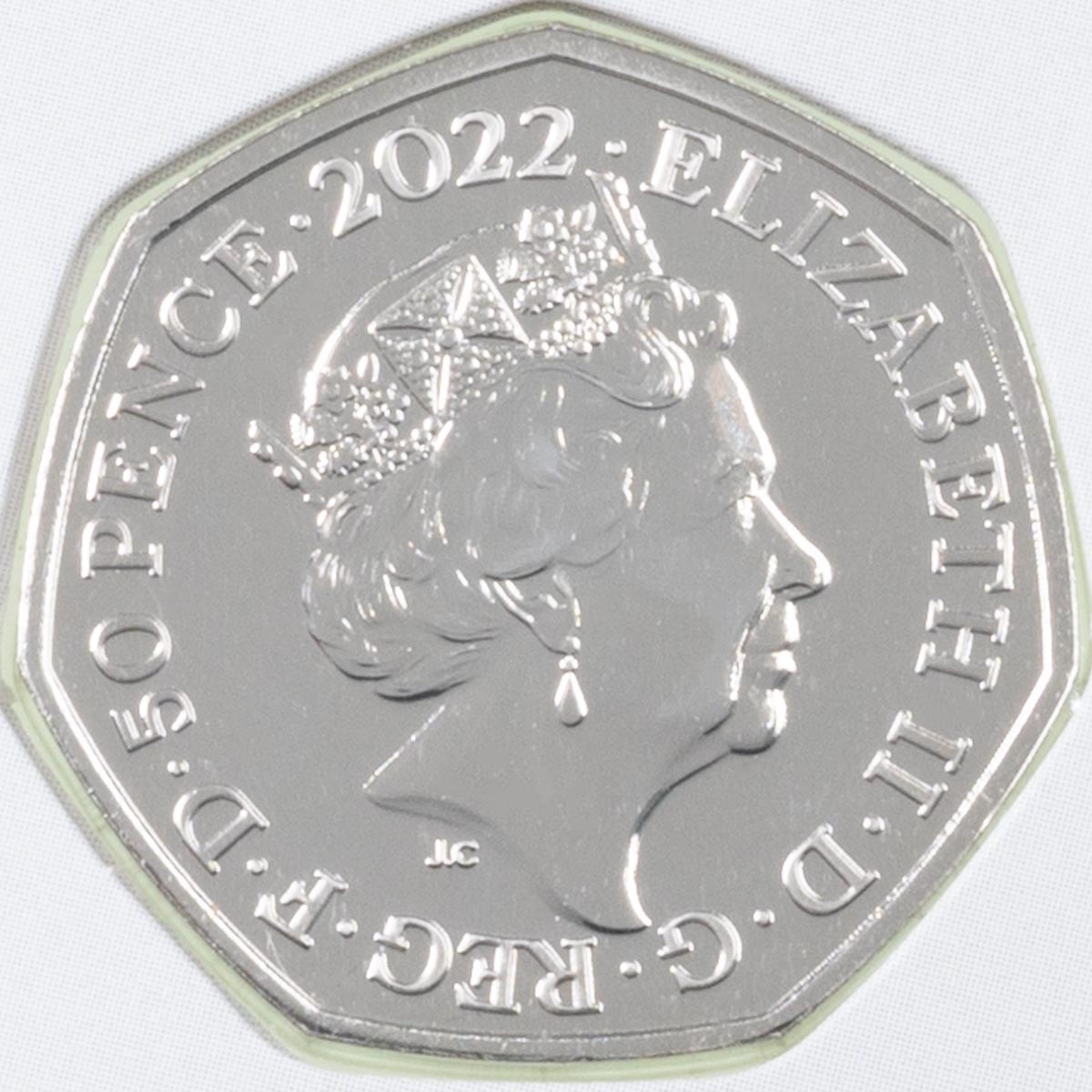 uk22cebc-2022-birmingham-commonwealth-games-team-england-edition-coloured-brilliant-uncirculated-fifty-pence-coin-002-m
