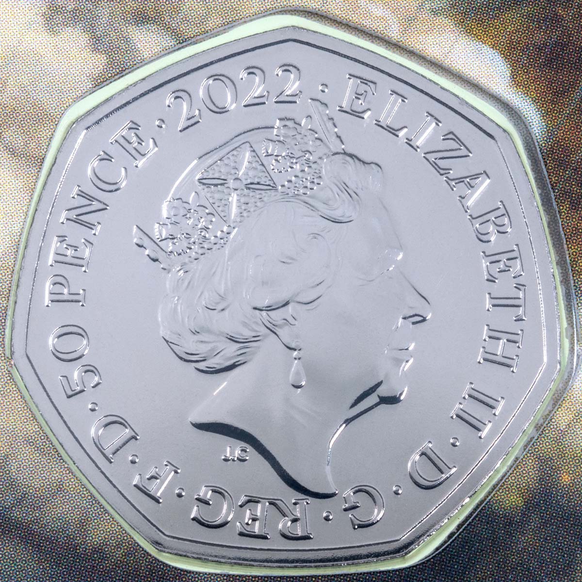 UK22HEBU 2022 Harry Potter Hogwarts Express Fifty Pence Brilliant Uncirculated Coin In Folder Obverse