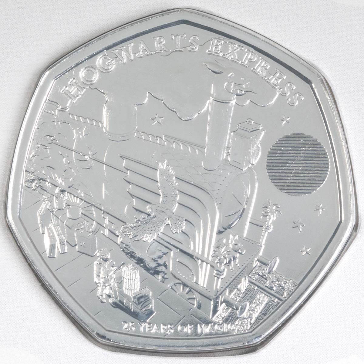 UK22HEBU 2022 Harry Potter Hogwarts Express Fifty Pence Brilliant Uncirculated Coin In Folder Reverse