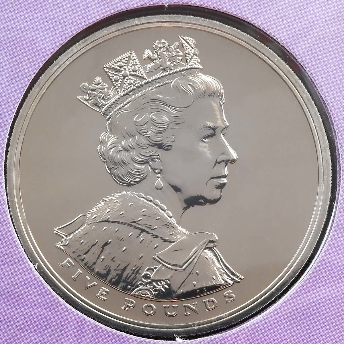 2002 Golden Jubilee £5 Crown BU in Folder Obverse