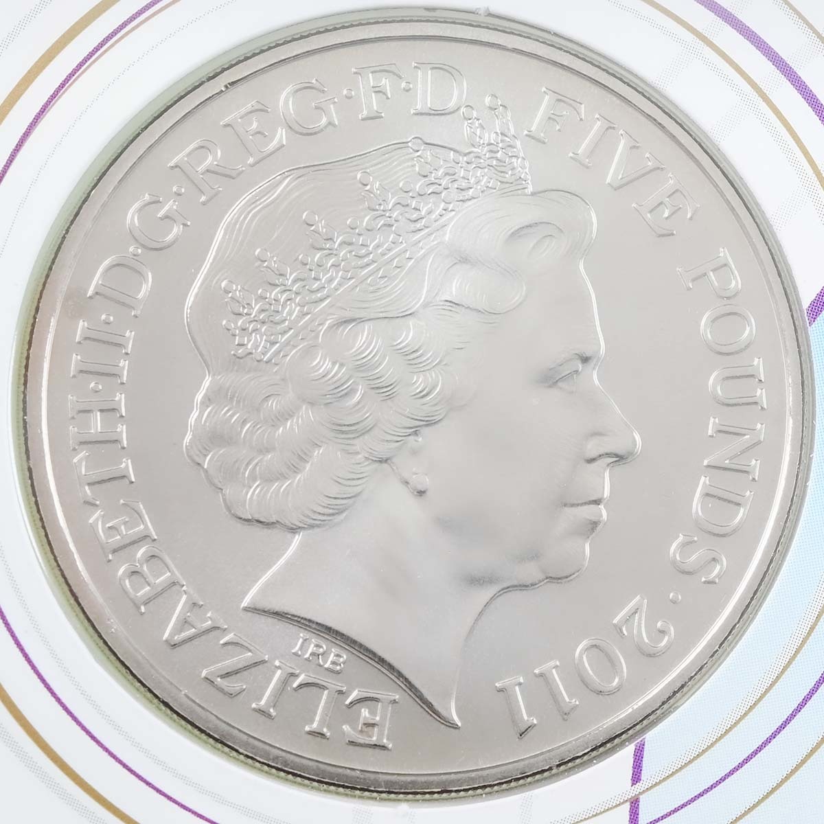 2011 Royal Wedding Kate William Five Pound Crown Brilliant Uncirculated Coin In Folder Obverse